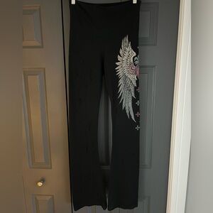 B-7-14. Urban X Blk Yoga Pants with Wing Leg Design